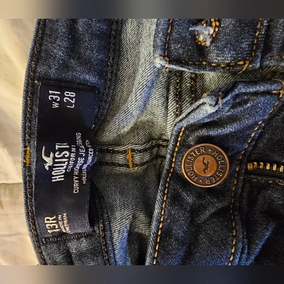 Hollister Women's Blue Jean Legging - Picture 3 of 3